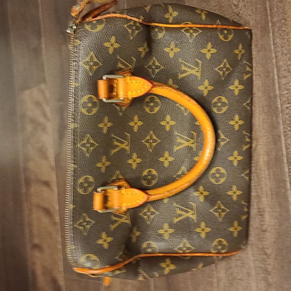Bag - Picture 2 of 6